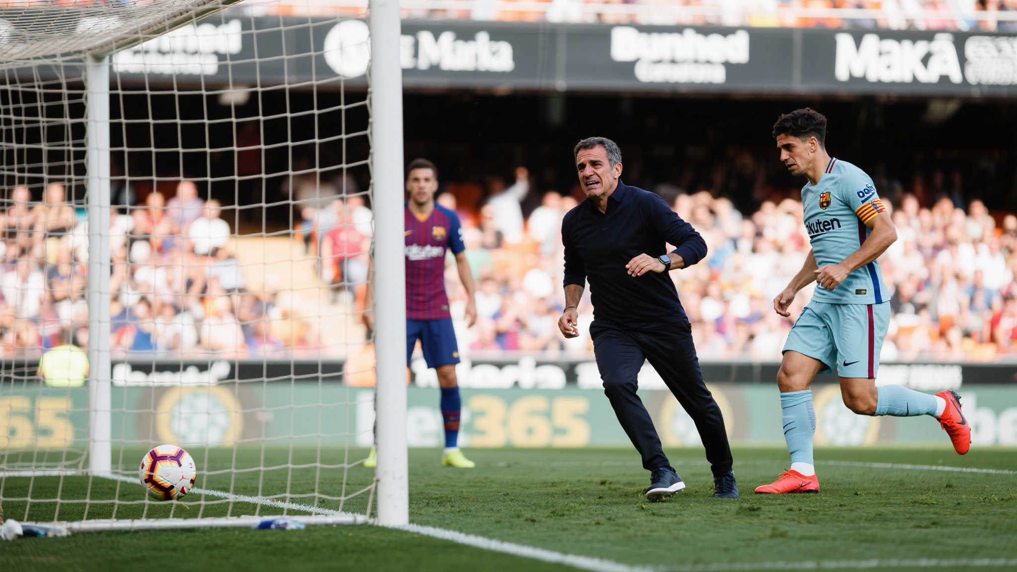 巴尔韦德虽失点苦涩,但坚定意志彰显强大内心 巴尔韦德虽失点苦涩,但坚定意志彰显强大内心