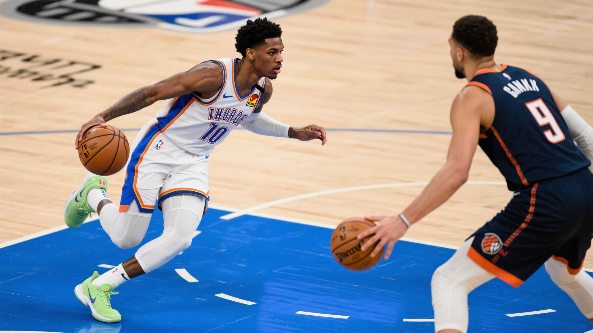 亚历山大妙传第10次,霍姆格伦双手滑翔震撼扣篮 亚历山大妙传第10次,霍姆格伦双手滑翔震撼扣篮